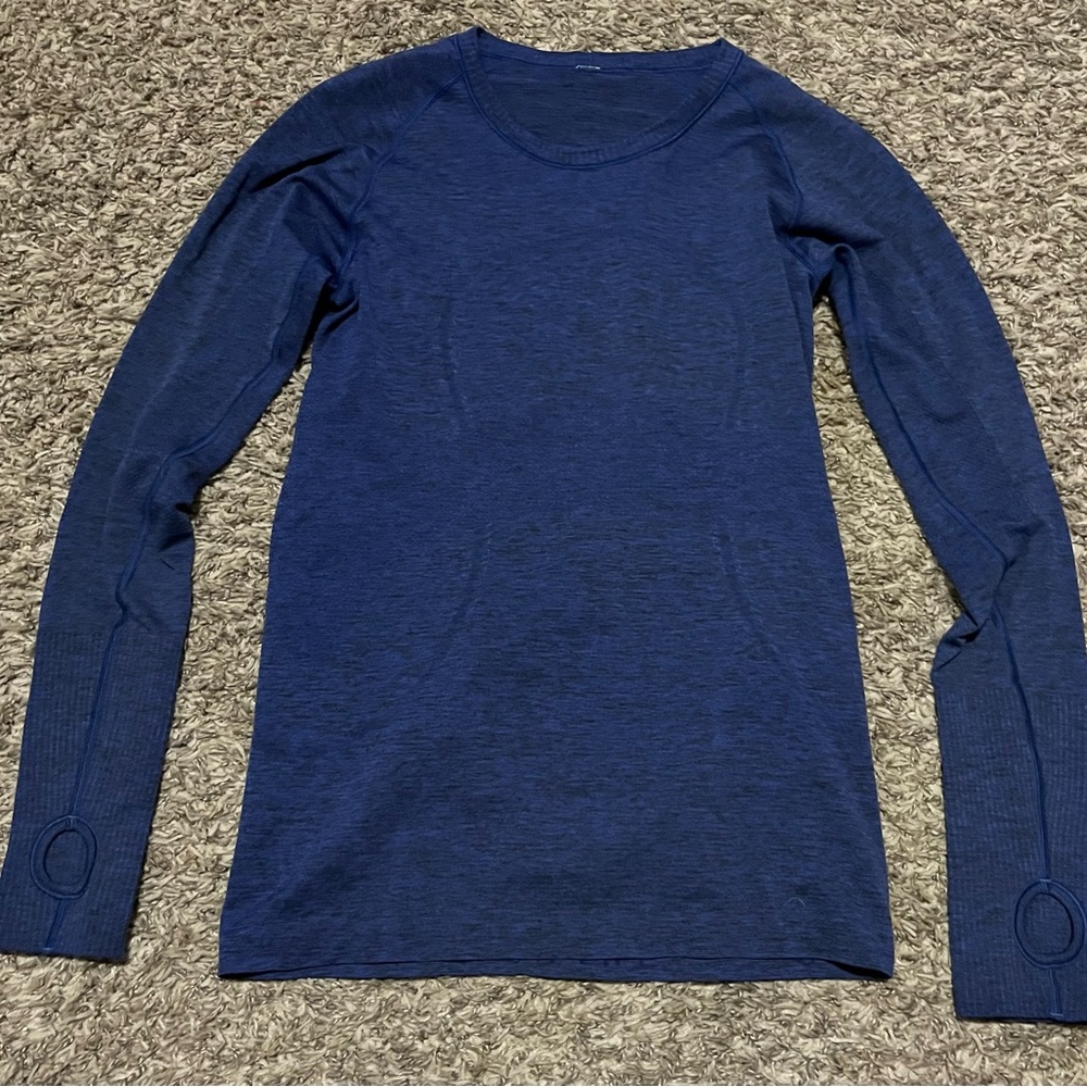 lululemon athletica Long Sleeve Crew in Navy Blue